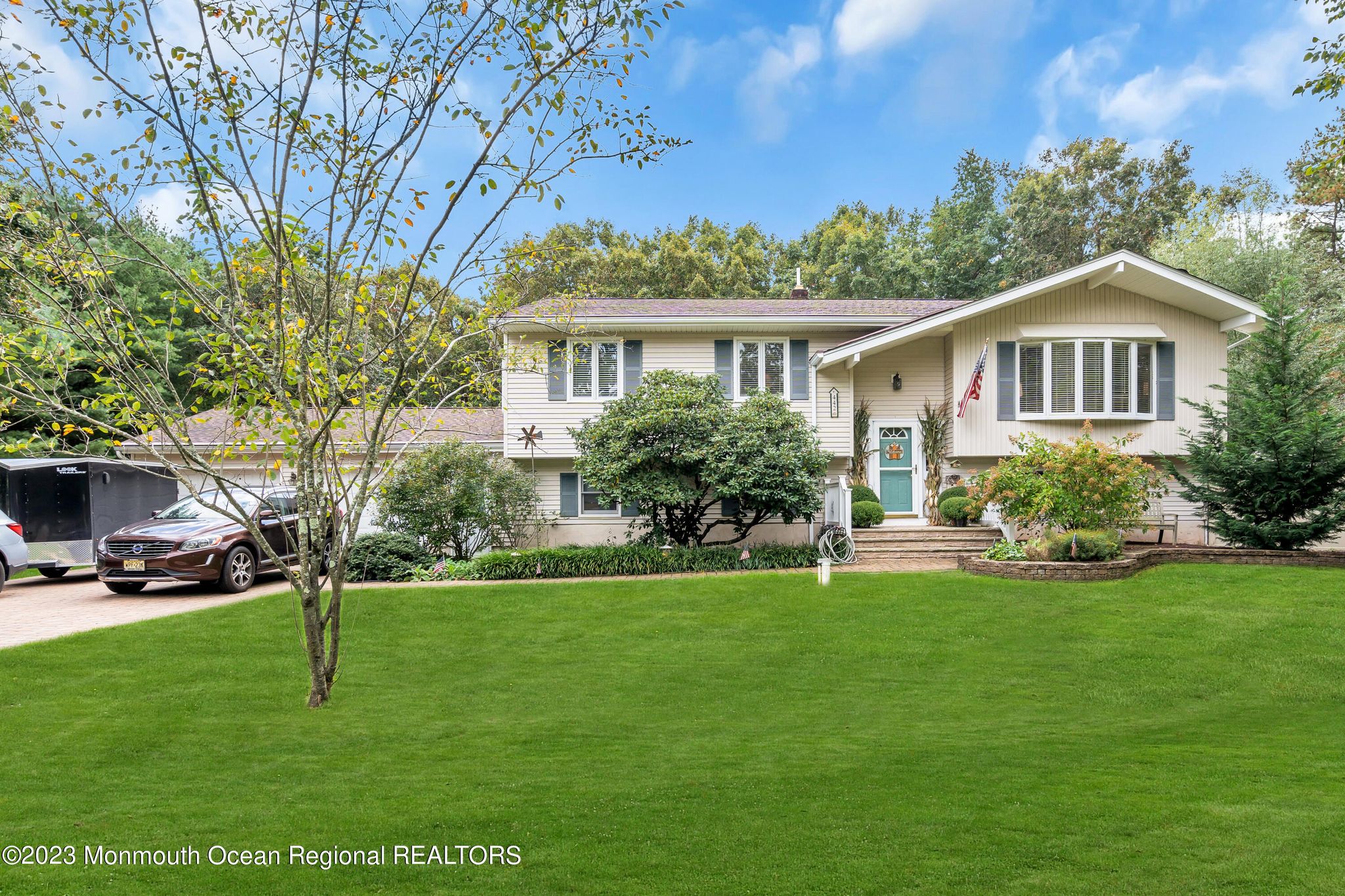 Home at 442 Frank Applegate Road