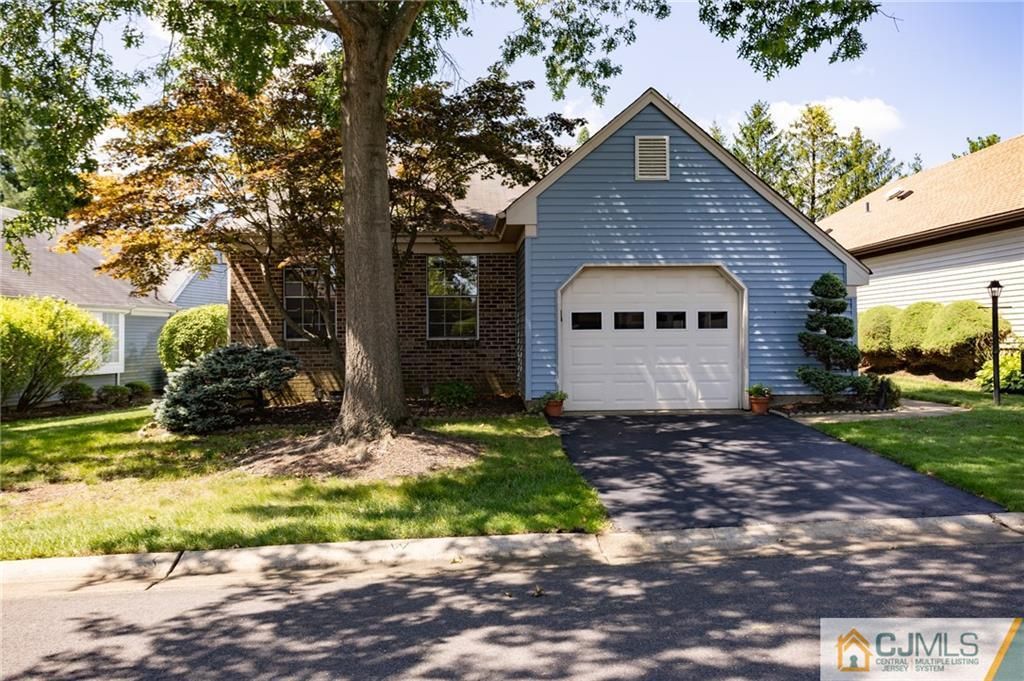 Home at 3 Patrick Henry Court